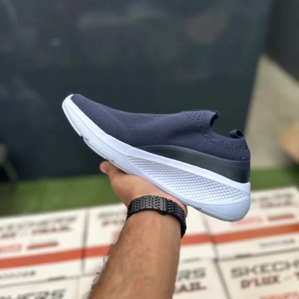 556E796A 7089 4396 A2E1 56F75EC4E174