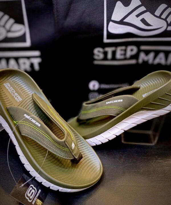 skechers