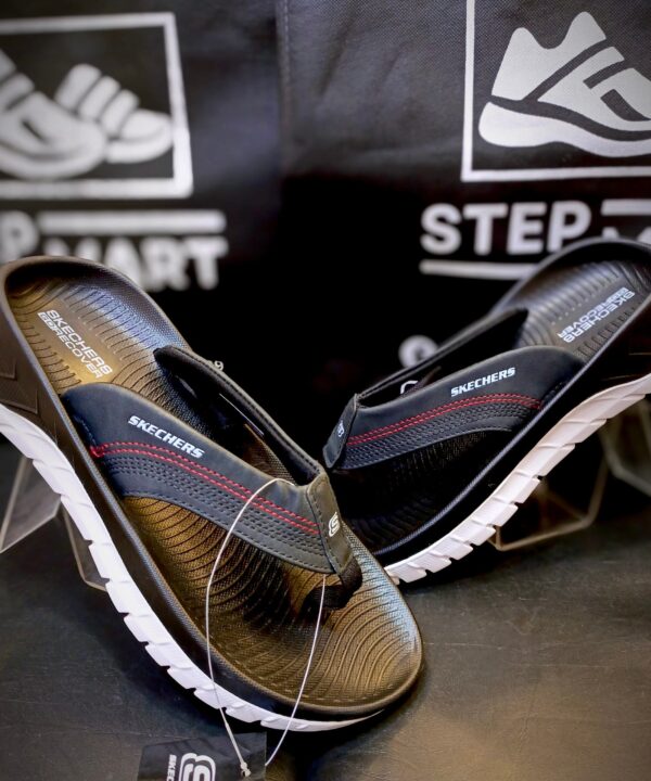 skechers