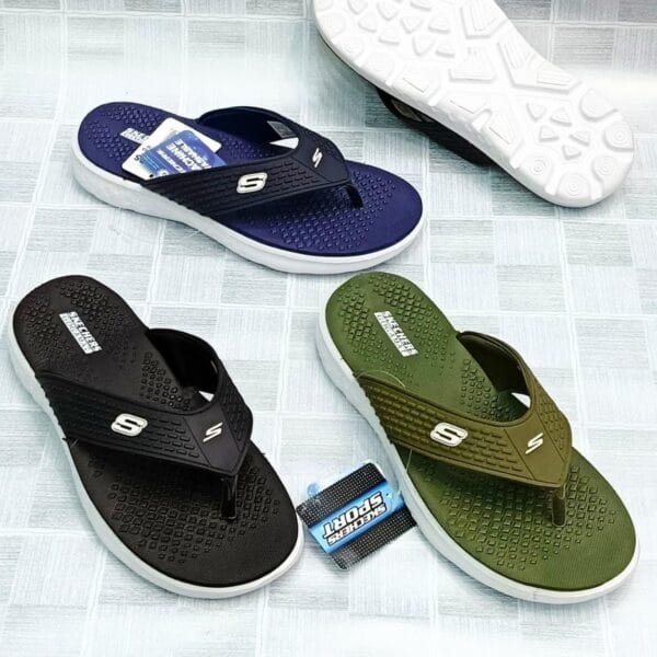 Alternative view of Skechers Goga Mat Cushion Green Slippers